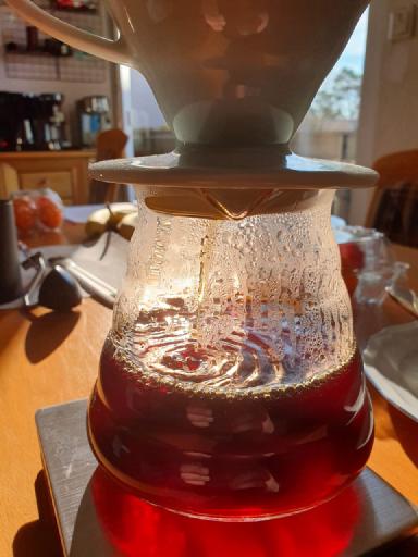 Kaffee aus Handfilter Hario V60